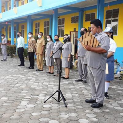 Pembacaan Sk Osis Oleh Pembina