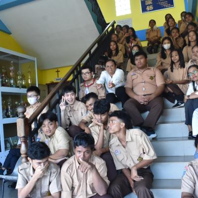 Penampakan Di Tangga