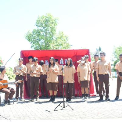 Penampilan Kelas 12 Ips Saat Mpls