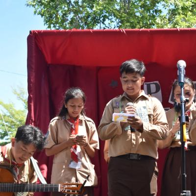 Penampilan Kelompok Mpls